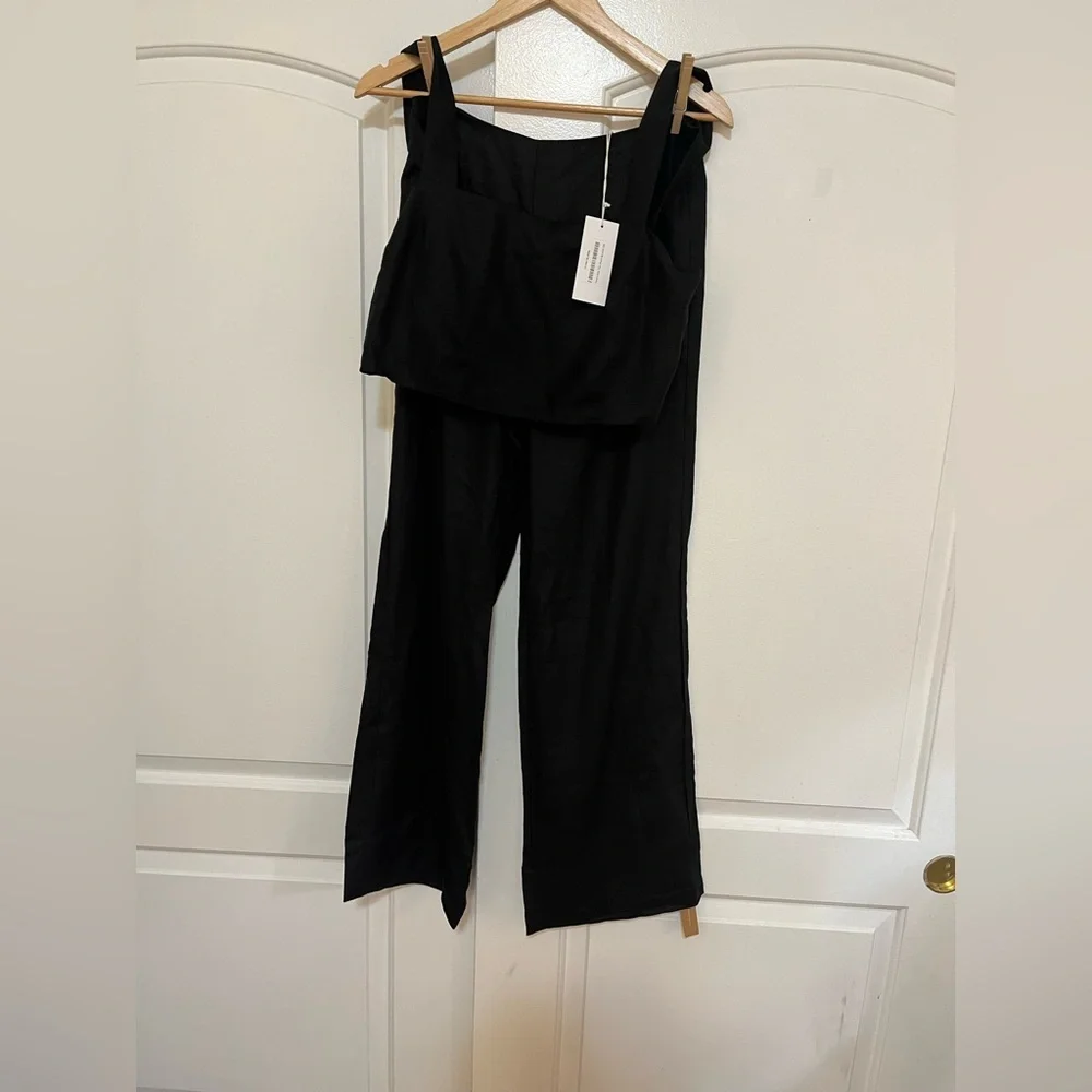 Reformation linen two piece set